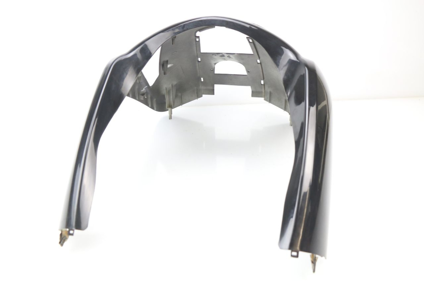 photo de CARENADO FRONTAL RAZZO VENICE 50 (2009 - 2014) - Detalles de los puntos de fijación