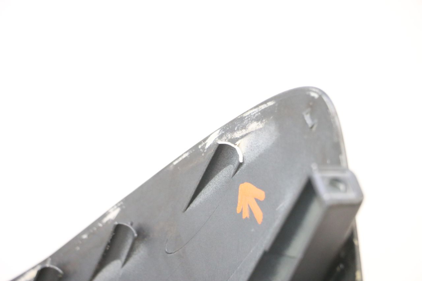 photo de CARENADO FRONTAL YAMAHA X-MAX XMAX 125 (2010 - 2013) - Zoom sobre los componentes