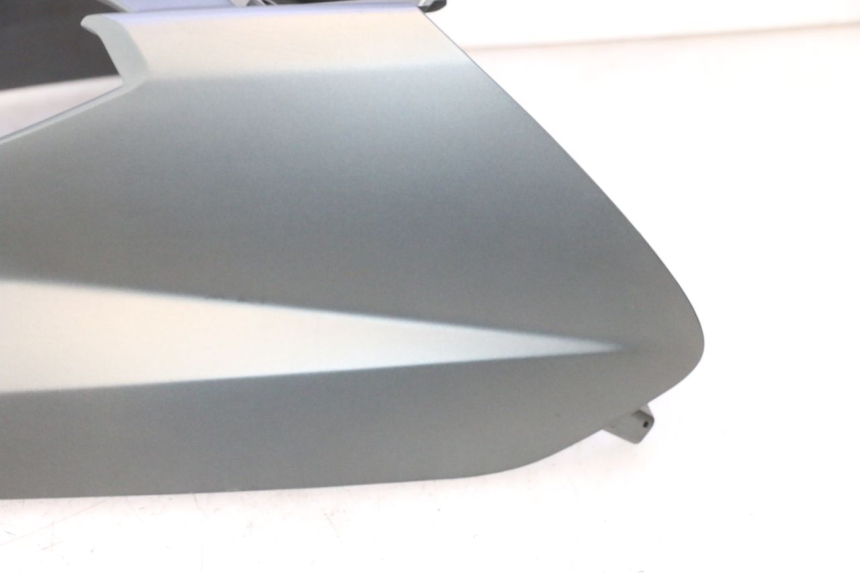 photo de CARENADO FRONTAL YAMAHA X-MAX XMAX 125 (2010 - 2013) - Detalles de los puntos de fijación