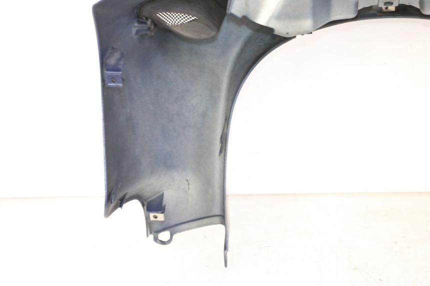 photo de FRENTE. PIAGGIO X9 EVOLUTION 125 (2003 - 2007) - Detalles de los puntos de fijación