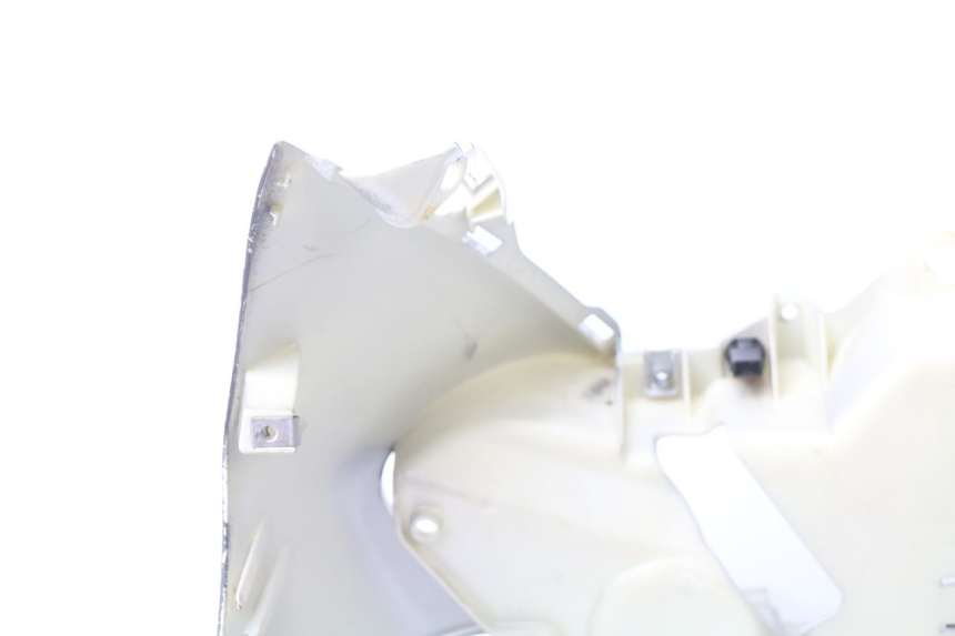 photo de FRENTE. PIAGGIO X9 125 (2000 - 2003) - Detalles de los puntos de fijación