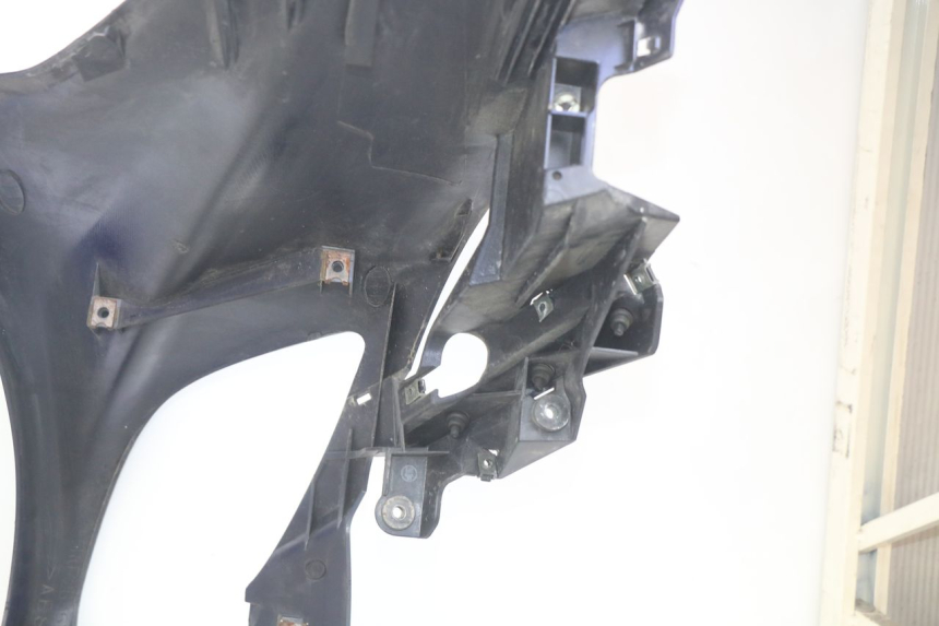 photo de FRENTE. YAMAHA YP MAJESTY 400 (2004 - 2008) - Enfoque en la estructura