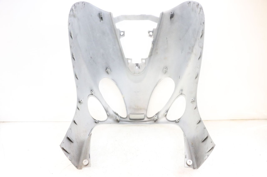 photo de FRENTE. YAMAHA YP MAJESTY 125 (2002 - 2006) - Detalles de los puntos de fijación