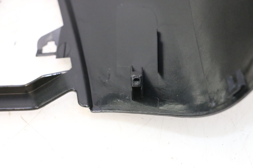 photo de CARENADO FRONTAL YAMAHA YP MAJESTY 125 (2007 - 2010) - Detalle de la pieza
