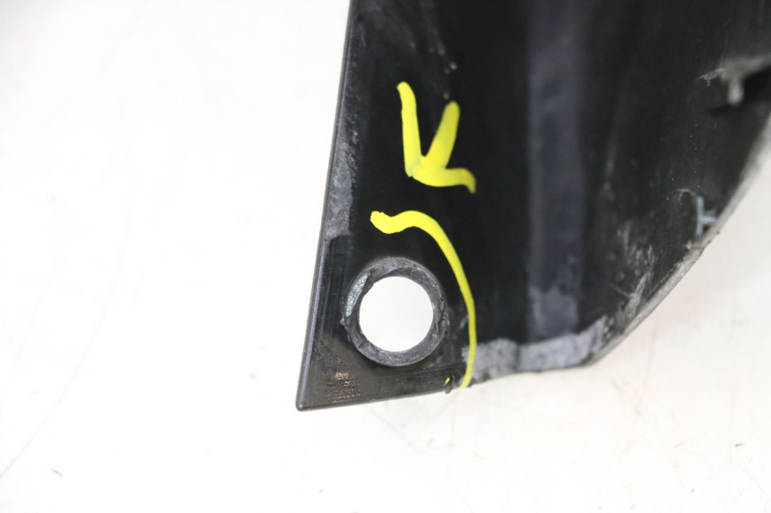 photo de CARENADO FRONTAL YAMAHA YP MAJESTY 125 (2007 - 2010) - Marcados y referencias originales