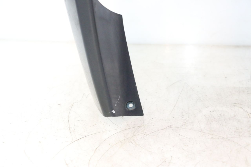 photo de FRENTE. YAMAHA YP MAJESTY 125 (2002 - 2006) - Detalles de los puntos de fijación