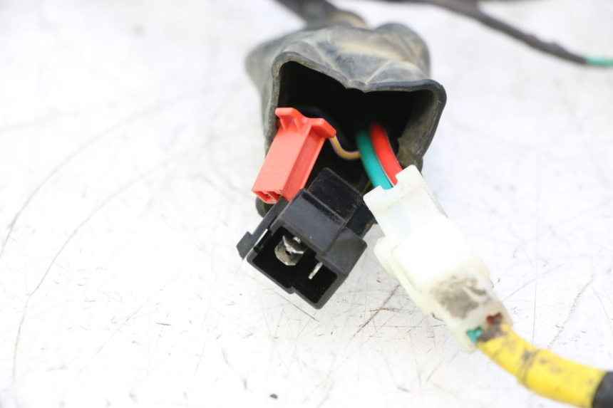 photo de CABLEADO KYMCO AGILITY 4T 50 (2018 - 2022) - Zoom sobre los componentes