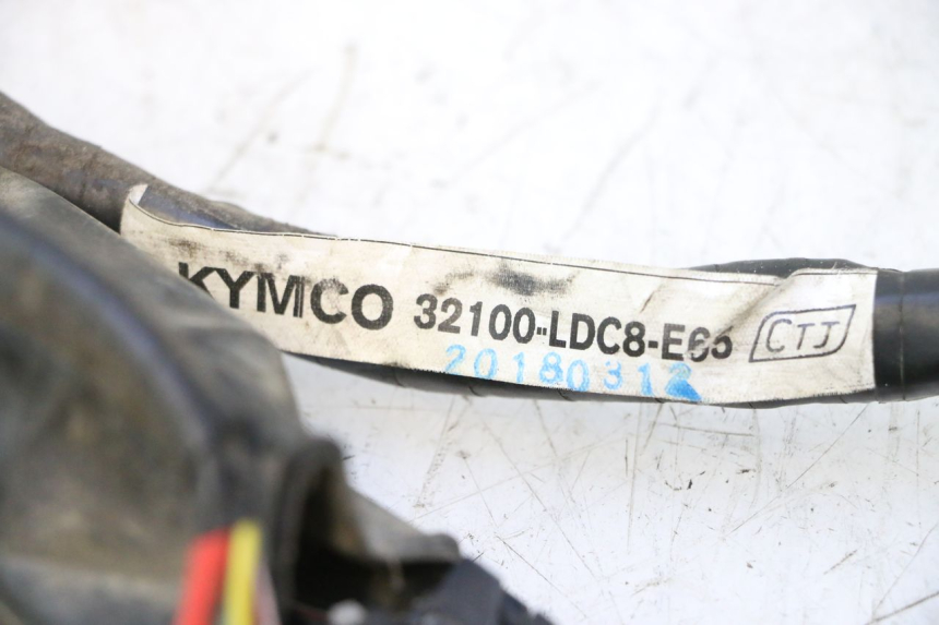 photo de CABLEADO KYMCO AGILITY 4T 50 (2018 - 2022) - Detalles de los puntos de fijación