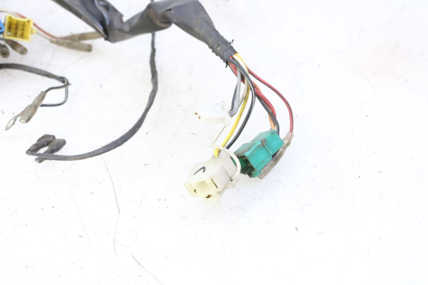 photo de Hazado HYOSUNG GV AQUILA 125 (2000 - 2009) - Primer plano técnico