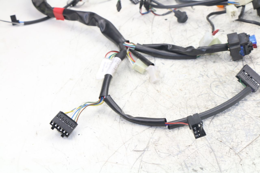 photo de CABLEADO APRILIA ATLANTIC S 125 (2010 - 2013) - Detalles de los puntos de fijación