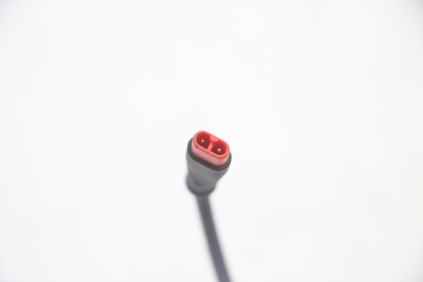 photo de ARNESES DE BATERÍA SEGWAY NINEBOT F65I 1 - Estado de la superficie y material