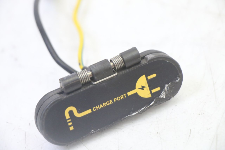 photo de ARNESES DE BATERÍA SEGWAY NINEBOT F65I 1 - Marcados y referencias originales