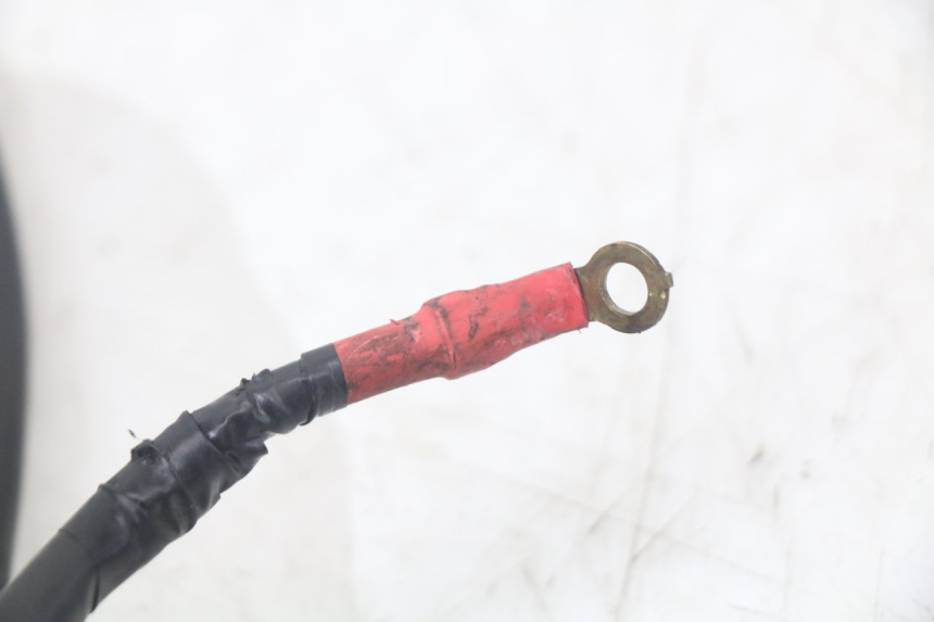photo de CABLEADO DE LA BATERíA YAMAHA XMAX X-MAX ABS 125 (2017 - 2020) - Zoom estado de uso