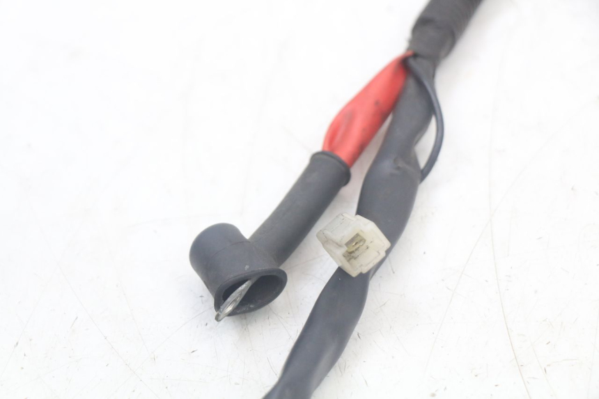 photo de CABLEADO DE LA BATERíA YAMAHA XMAX X-MAX 125 (2006 - 2009) - Zoom estado de uso