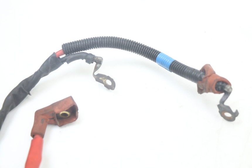 photo de CABLEADO DE LA BATERíA YAMAHA XMAX X-MAX 125 (2006 - 2009) - Otra perspectiva