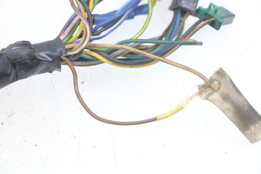 photo de CABLEADO MBK BOOSTER SPIRIT 50 (1999 - 2003) - Detalles de los puntos de fijación