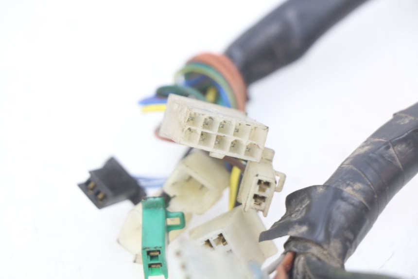 photo de CABLEADO MBK BOOSTER SPIRIT NAKED 50 (2004 - 2017) - Detalles de los puntos de fijación