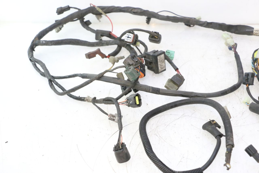 photo de CABLEADO SUZUKI BURGMAN 125 (2007 - 2014) - Primer plano de alta resolución