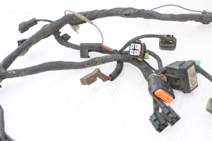 photo de CABLEADO SUZUKI BURGMAN 125 (2007 - 2014) - Detalles de los puntos de fijación