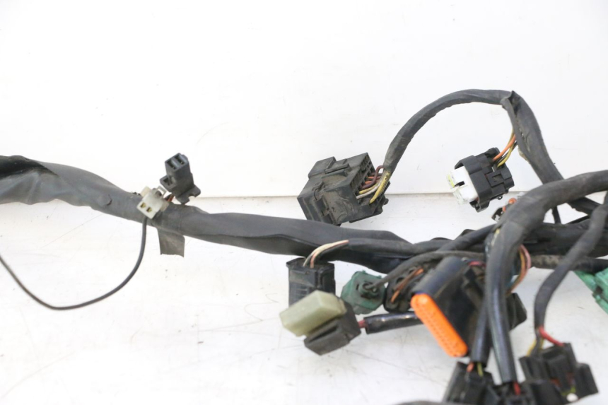 photo de CABLEADO SUZUKI BURGMAN 125 (2007 - 2014) - Primer plano técnico