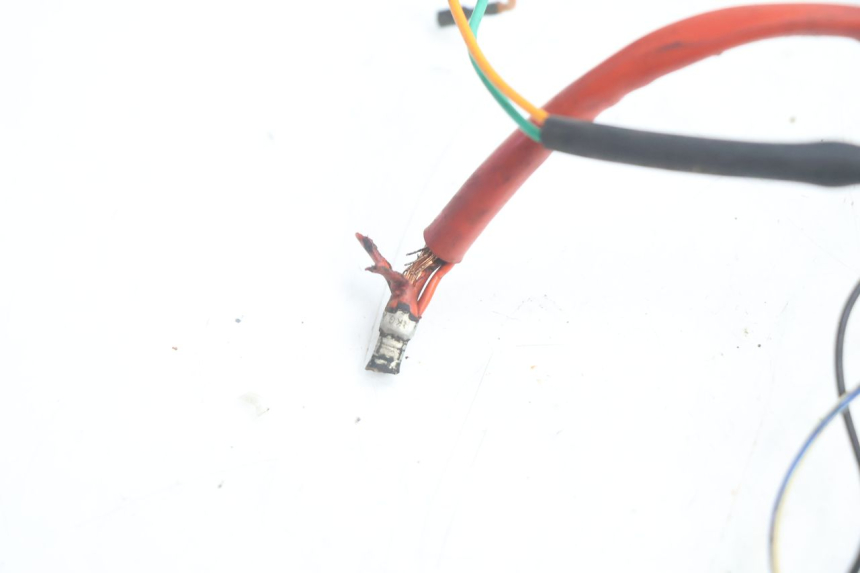 photo de CABLEADO PEUGEOT BUXY 50 (1993 - 1998) - Detalles de los puntos de fijación