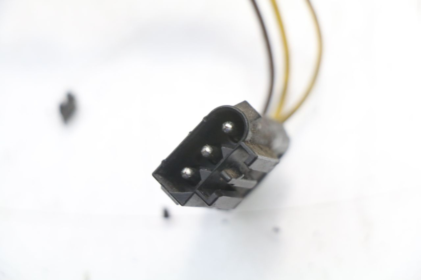 photo de CABLEADO BMW C1 125 (2000 - 2003) - Detalles de los puntos de fijación