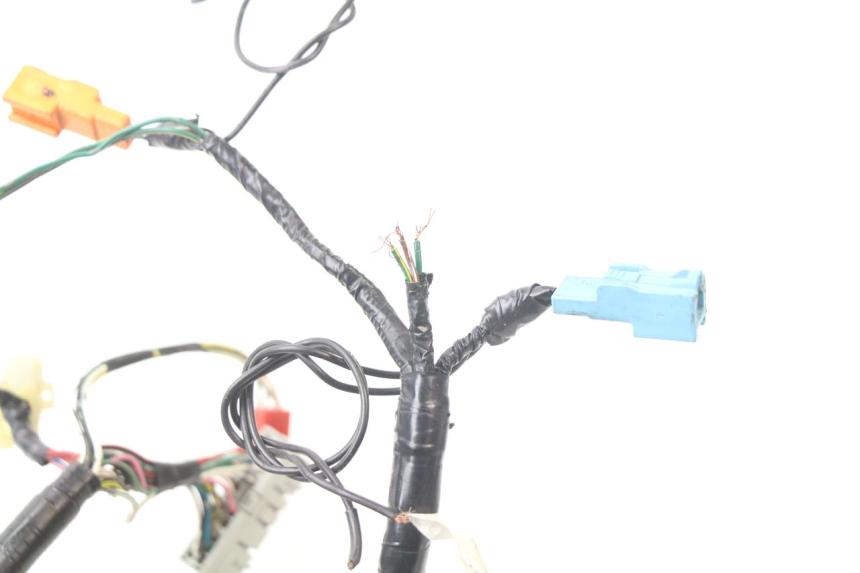 photo de CABLEADO HONDA CBR 929 RR FIREBLADE 900 (2000 - 2001) - Primer plano técnico