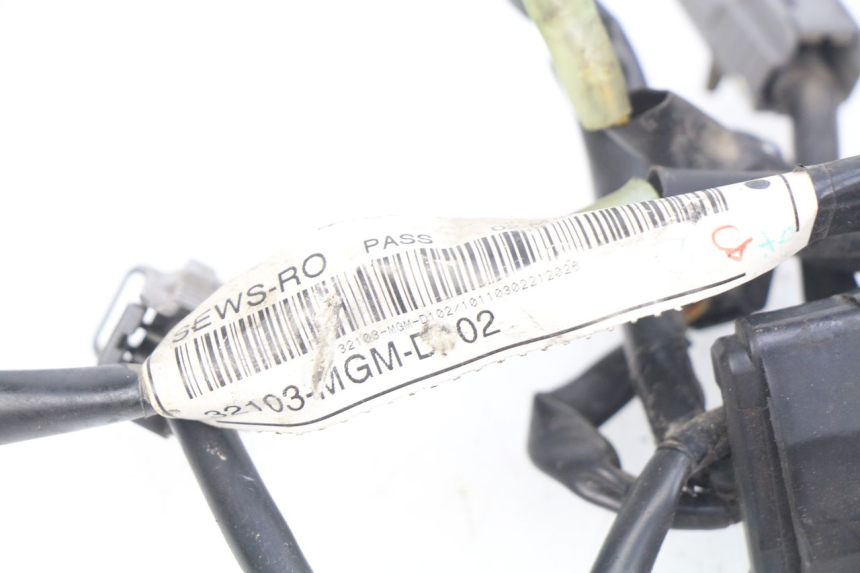 photo de CABLEADO HONDA CBRF CBR-F PC41 600 (2011 - 2013) - Otra perspectiva