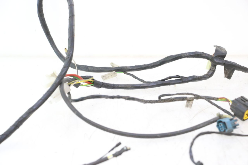 photo de CABLEADO PEUGEOT CITYSTAR 2T 50 (2018 - 2021) - Zoom sobre los componentes