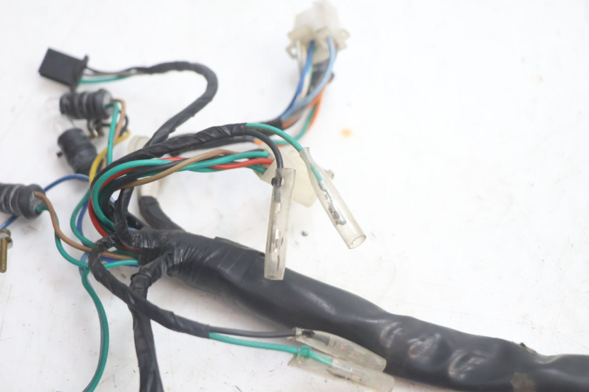 photo de VELOCIMETRO CABLEADO KYMCO AGILITY CITY 2T 50 (2008 - 2016) - Primer plano técnico