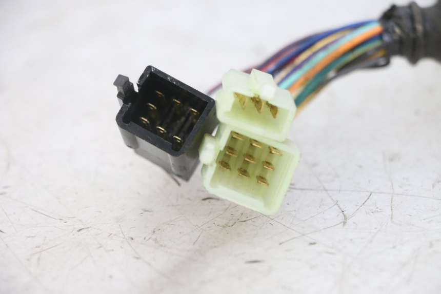 photo de VELOCIMETRO CABLEADO KYMCO LIKE 4T 50 (2019 - 2025) - Detalles de los puntos de fijación