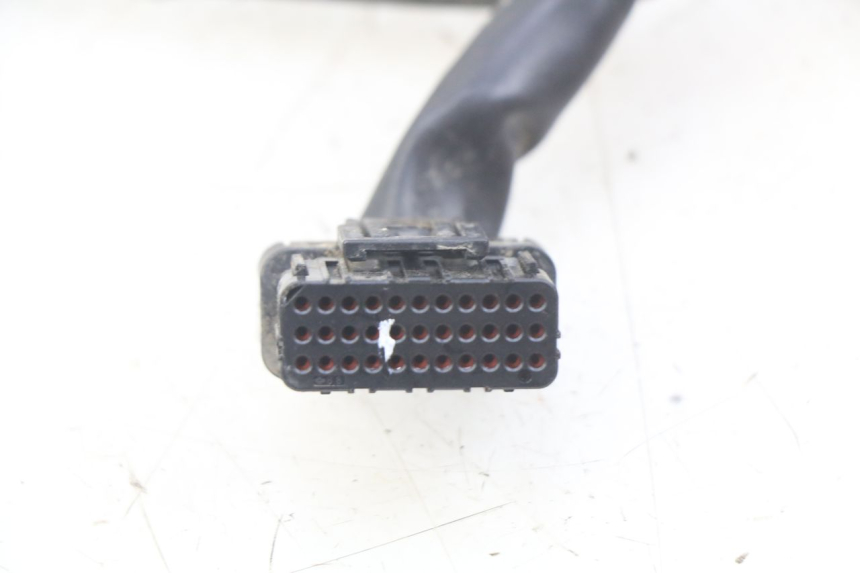 photo de CABLEADO HONDA CRF CR-F 125 (2022 - 2023) - Primer plano técnico