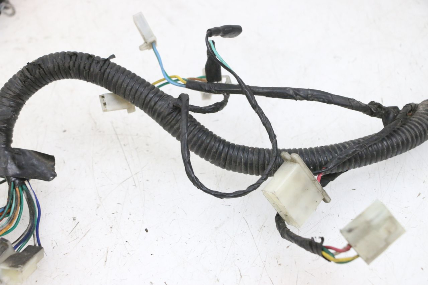 photo de CABLEADO LONGJIA DIGITA 4T 50 (2019 - 2022) - Detalles de los puntos de fijación
