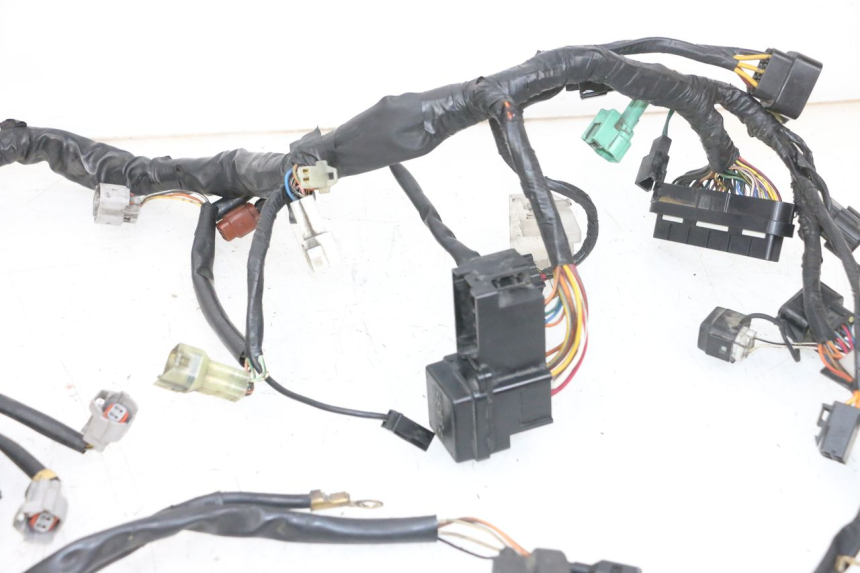 photo de CABLEADO SUZUKI DL V STROM 1000 (2002 - 2007) - Primer plano de alta resolución