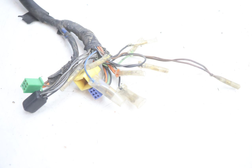 photo de CABLEADO SUZUKI DR S 600 (1985 - 1989) - Detalle de la pieza
