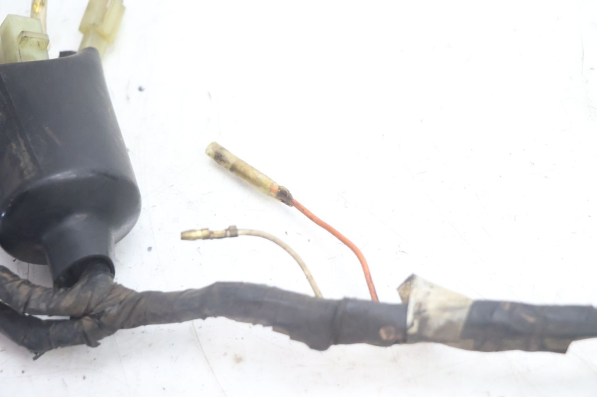 photo de CABLEADO SUZUKI DR S 600 (1985 - 1989) - Primer plano técnico