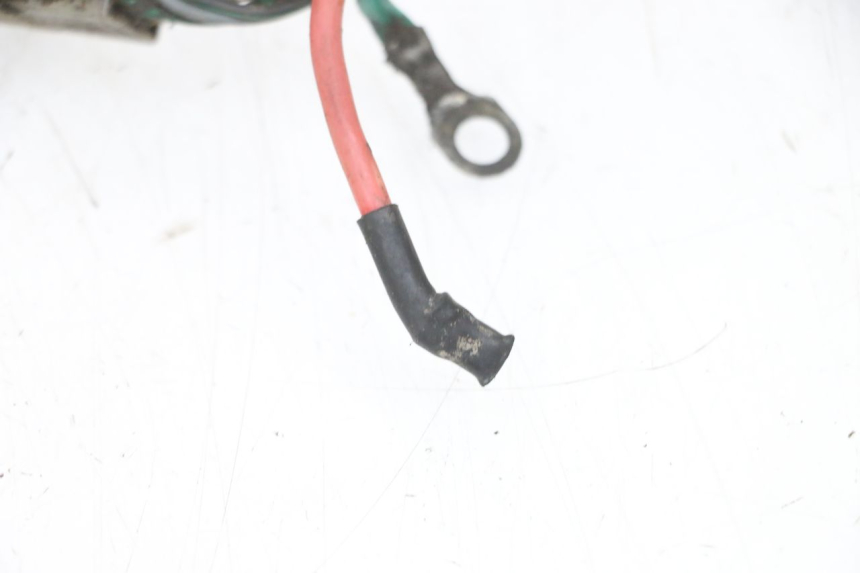 photo de CABLEADO PEUGEOT ELYSEO 125 (1999 - 2004) - Detalles de los puntos de fijación