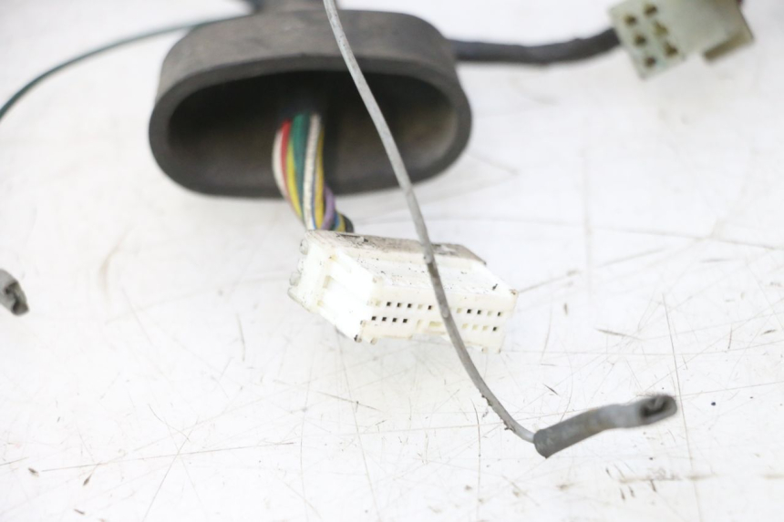 photo de CABLEADO PEUGEOT ELYSTAR 50 (2002 - 2014) - Detalles de los puntos de fijación