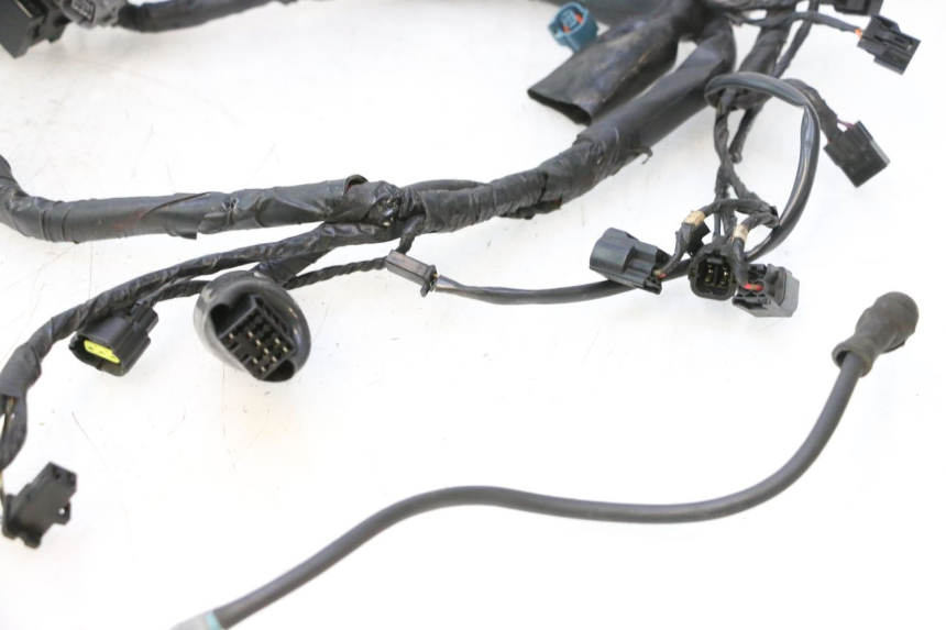photo de CABLEADO KAWASAKI ER-6 ER6 N 650 (2005 - 2009) - Primer plano de alta resolución