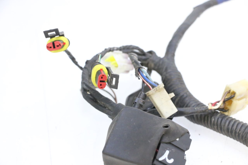 photo de CABLEADO KEEWAY F-ACT FACT EVO 50 (2020 - 2026) - Enfoque en la estructura