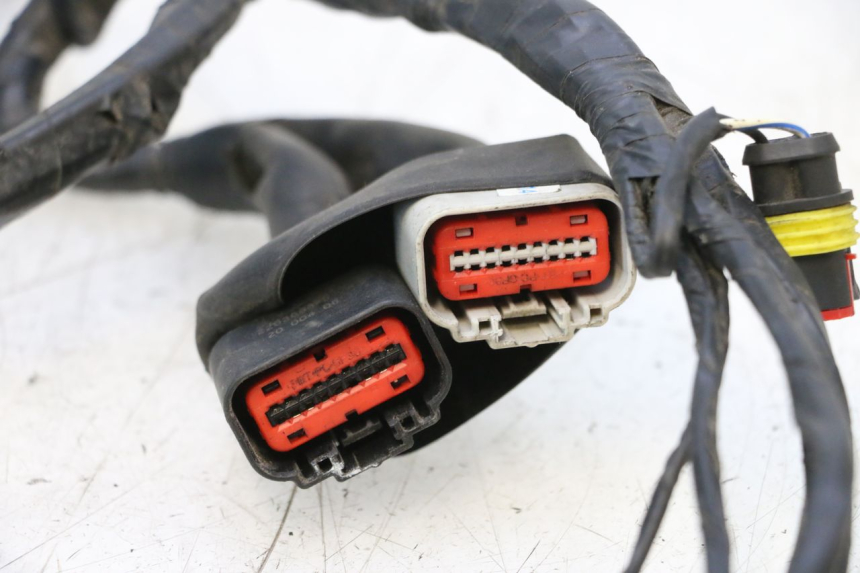 photo de CABLEADO KEEWAY F-ACT FACT EVO 50 (2020 - 2026) - Estado de la superficie y material