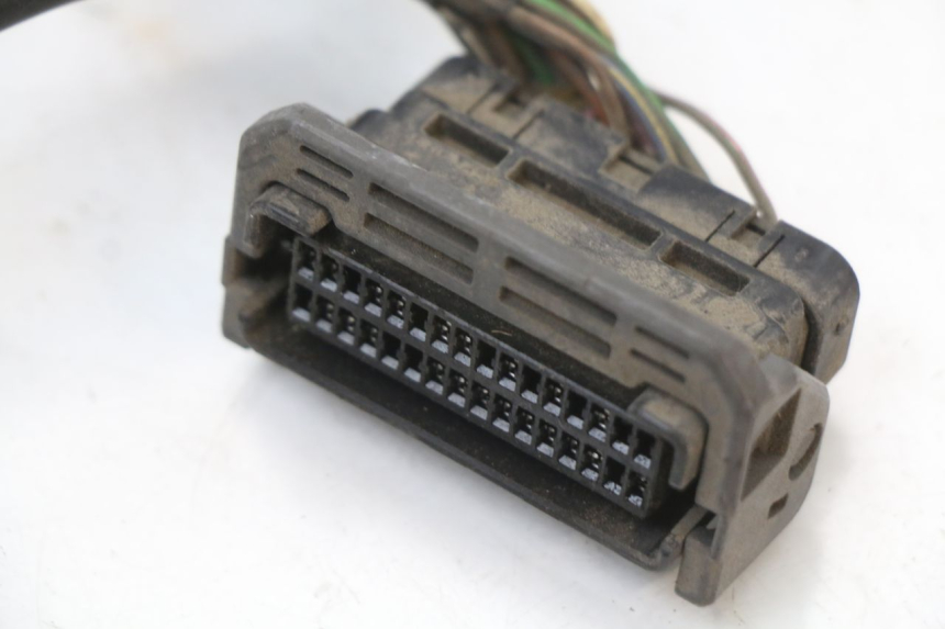 photo de CABLEADO HONDA FES S-WING SWING ABS 125 (2007 - 2015) - Otra perspectiva