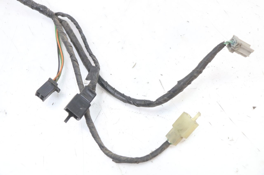 photo de CABLEADO HONDA FES S-WING SWING ABS 125 (2007 - 2015) - Primer plano técnico