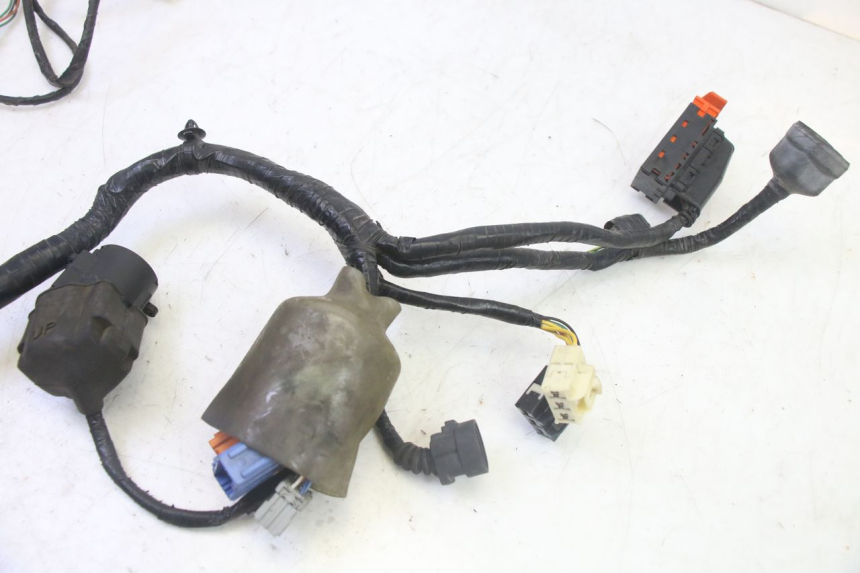 photo de CABLEADO HONDA FES S-WING SWING ABS 125 (2007 - 2015) - Estado de la superficie y material