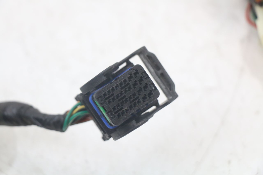 photo de CABLEADO SYM FIDDLE 3 III 125 (2014 - 2020) - Detalles de los puntos de fijación