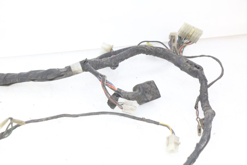 photo de CABLEADO YAMAHA FJ 3CX 1200 (1986 - 1996) - Primer plano técnico