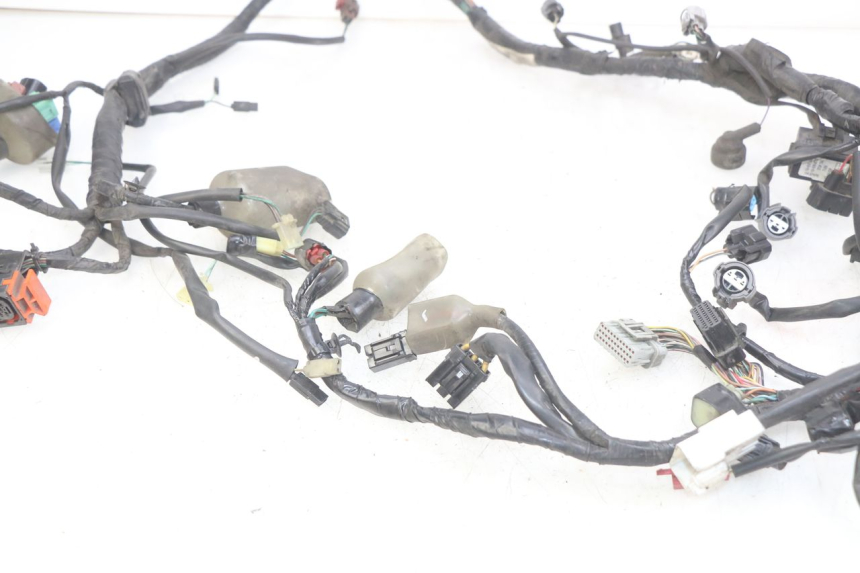 photo de CABLEADO HONDA FJS SILVERWING SILVER WING 400 (2009 - 2016) - Primer plano técnico