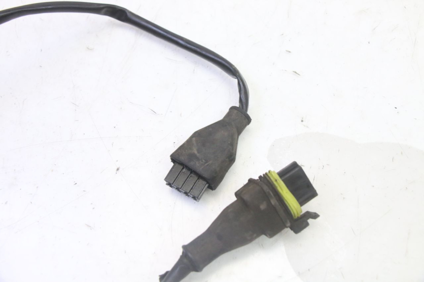 photo de CABLEADO PIAGGIO FLY 2T 50 (2004 - 2017) - Detalles de los puntos de fijación