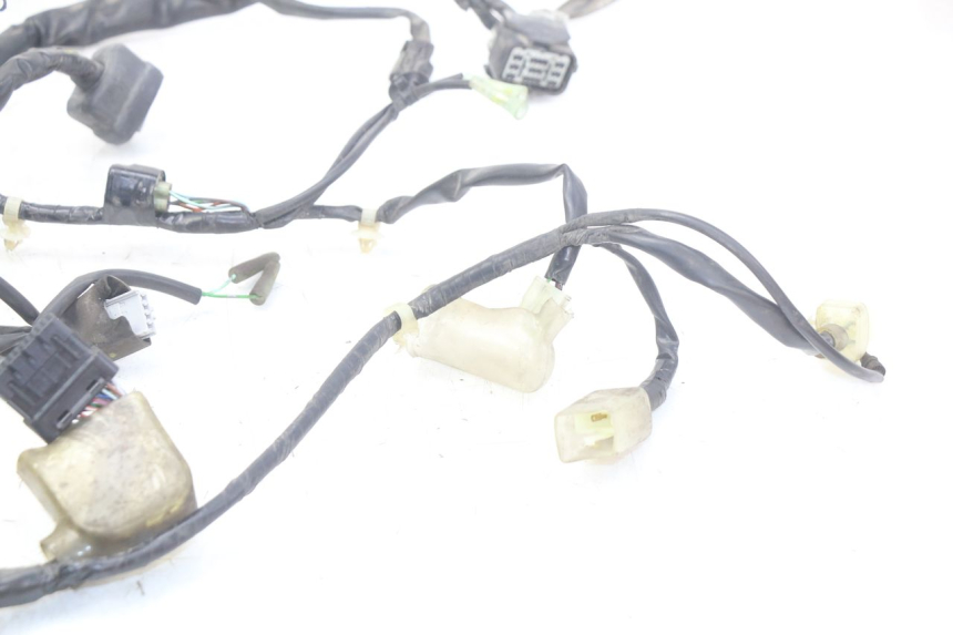 photo de CABLEADO HONDA FORZA 125 (2015 - 2016) - Detalles de los puntos de fijación