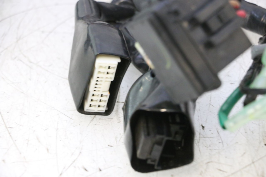photo de CABLEADO YAMAHA FZ8 800 (2010 - 2016) - Otra perspectiva